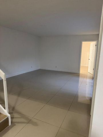 4702 Waterview Circle, Palm Springs, FL 33461