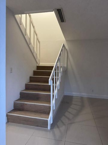 4702 Waterview Circle, Palm Springs, FL 33461