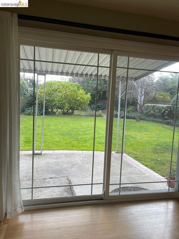 902 Tanager CT, Sunnyvale, CA 94087