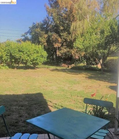 902 Tanager CT, Sunnyvale, CA 94087