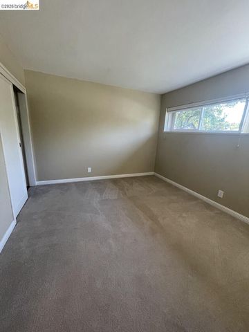 902 Tanager CT, Sunnyvale, CA 94087