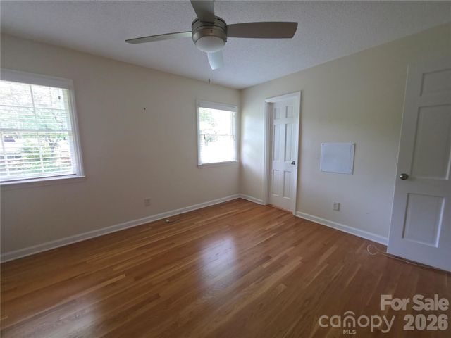 2009 Saratoga Drive, Gastonia, NC 28056