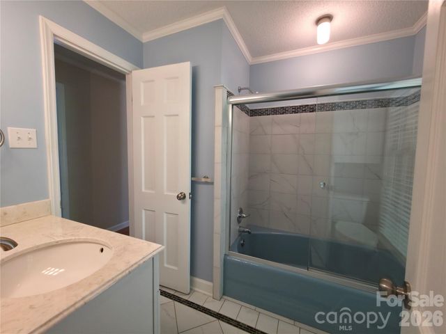 2009 Saratoga Drive, Gastonia, NC 28056