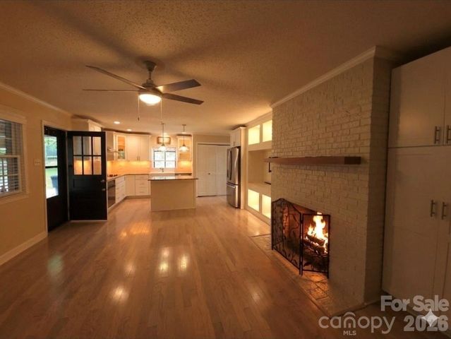 2009 Saratoga Drive, Gastonia, NC 28056