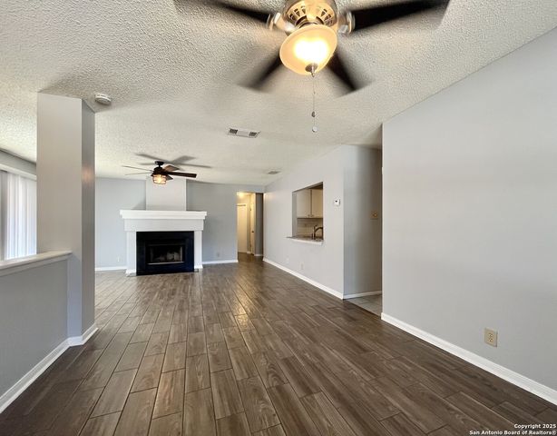 7619 Alverstone Way, San Antonio, TX 78250