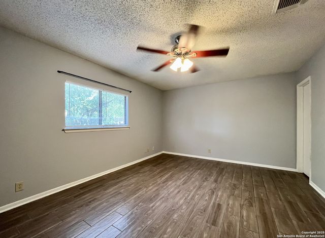 7619 Alverstone Way, San Antonio, TX 78250