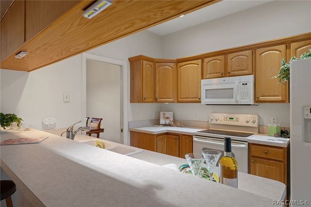 1835 N Litchfield Point, Crystal River, FL 34429