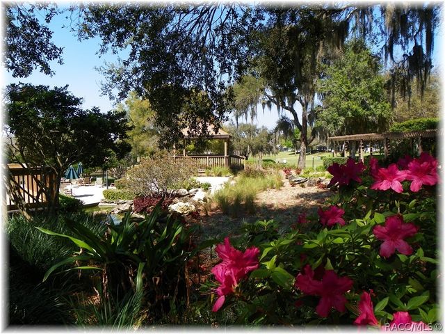 1835 N Litchfield Point, Crystal River, FL 34429