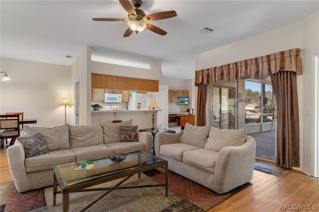 1835 N Litchfield Point, Crystal River, FL 34429