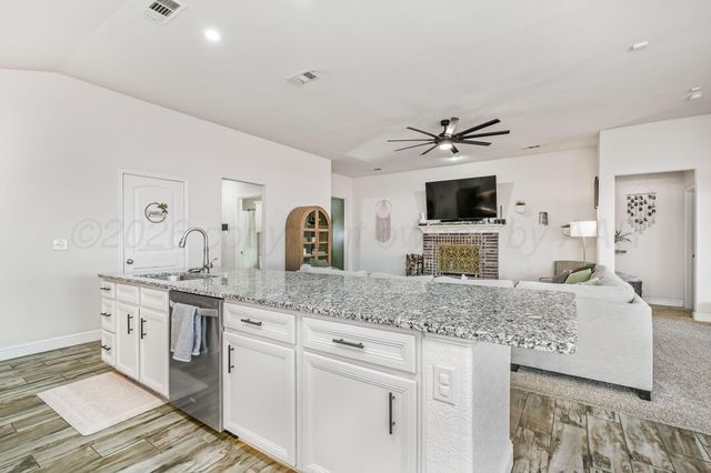 7302 SINCLAIR Street, Amarillo, TX 79119