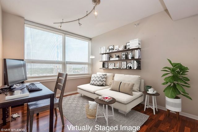 807 Davis Street 1501, Evanston, IL 60201