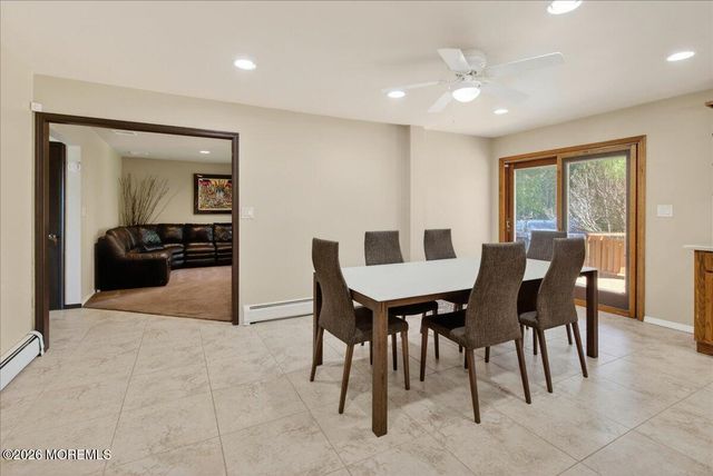 17 Bingham Drive, Marlboro, NJ 07746