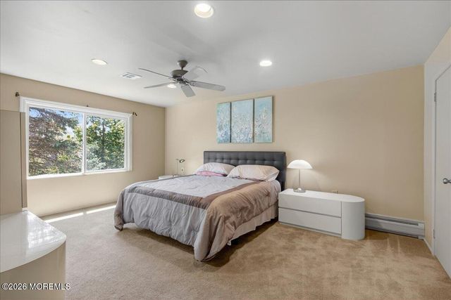 17 Bingham Drive, Marlboro, NJ 07746