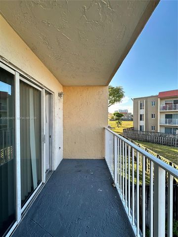 4810 NW 79th Ave 204, Doral, FL 33166