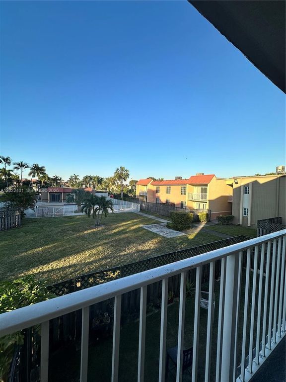 4810 NW 79th Ave 204, Doral, FL 33166