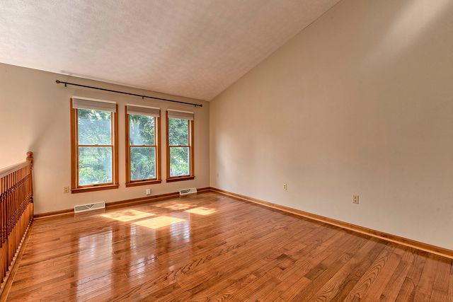 1125 Acorn Drive, South Greensburg Boro, PA 15601