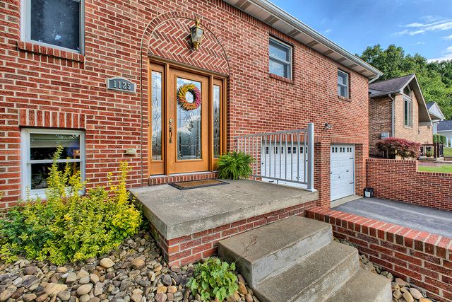 1125 Acorn Drive, South Greensburg Boro, PA 15601