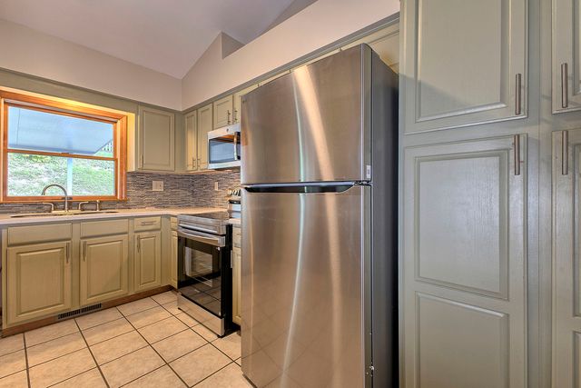 1125 Acorn Drive, South Greensburg Boro, PA 15601