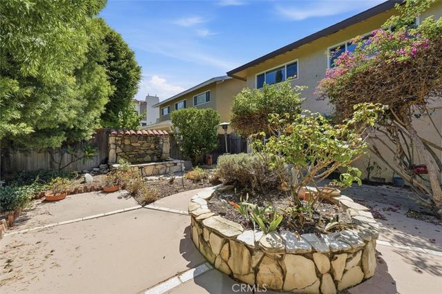 2221 W 239th Street, Torrance, CA 90501