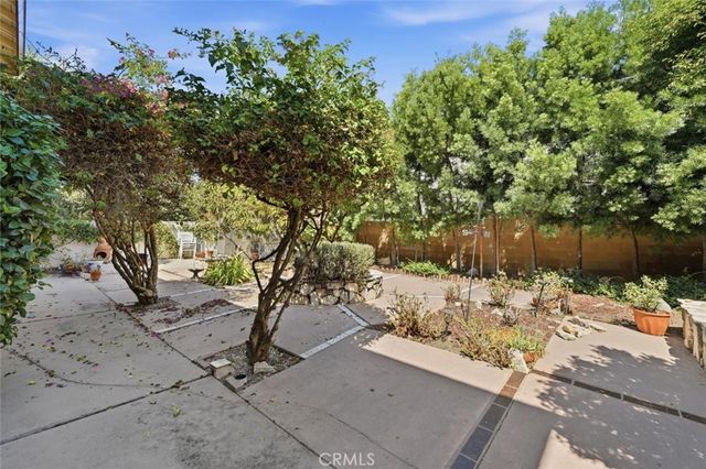 2221 W 239th Street, Torrance, CA 90501