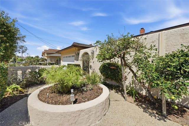 2221 W 239th Street, Torrance, CA 90501