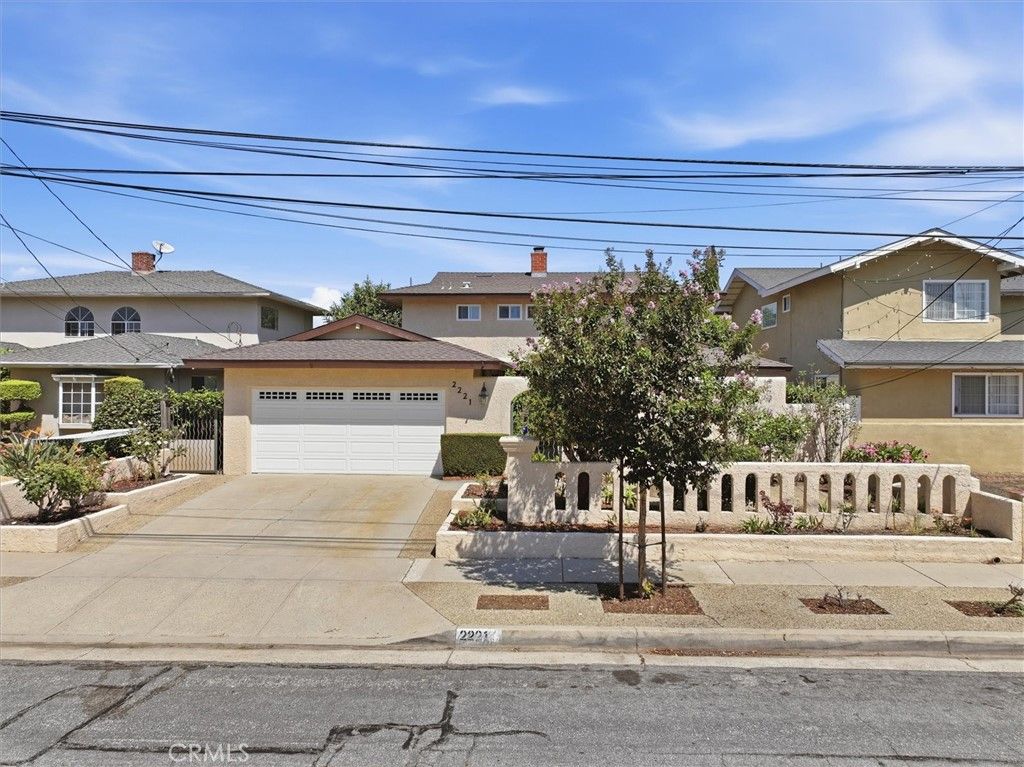 2221 W 239th Street, Torrance, CA 90501