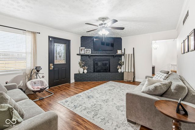 6008 Lockwood Lane, Indianapolis, IN 46217