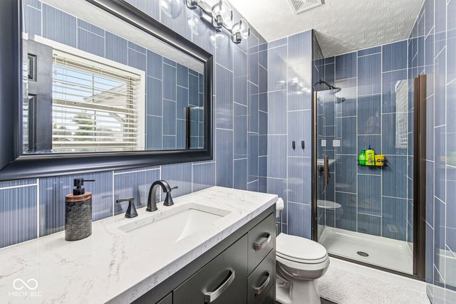 6008 Lockwood Lane, Indianapolis, IN 46217