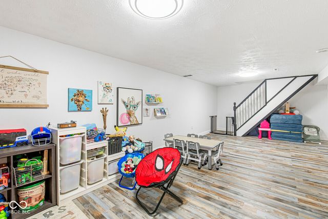 6008 Lockwood Lane, Indianapolis, IN 46217