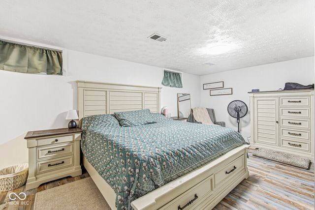 6008 Lockwood Lane, Indianapolis, IN 46217