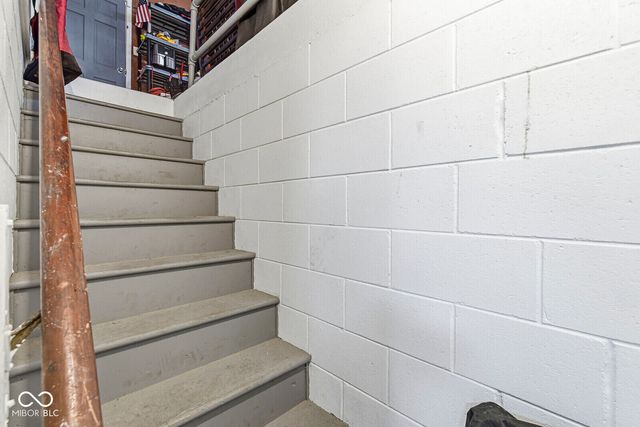 6008 Lockwood Lane, Indianapolis, IN 46217