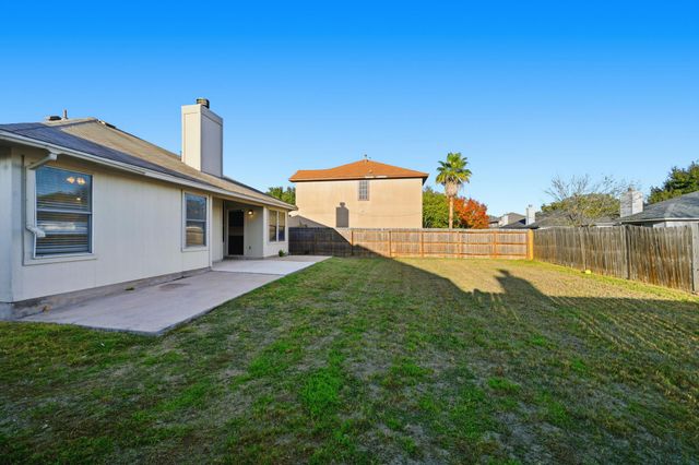 110 Pony CV, Kyle, TX 78640