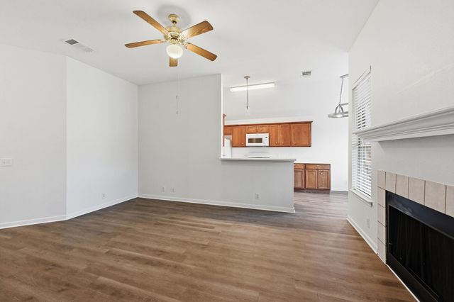 110 Pony CV, Kyle, TX 78640