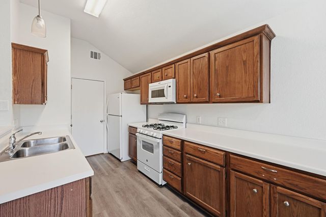 110 Pony CV, Kyle, TX 78640