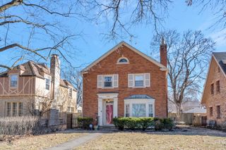 1096 S Wildwood Avenue, Kankakee, IL 60901