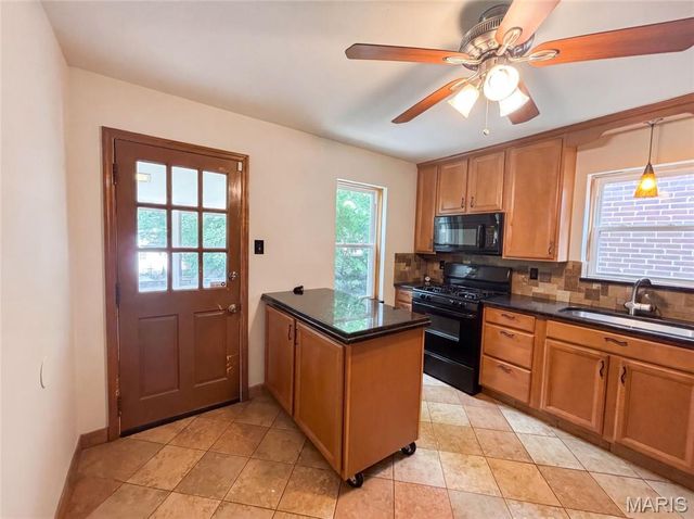 5363 Reber Place, St Louis, MO 63139