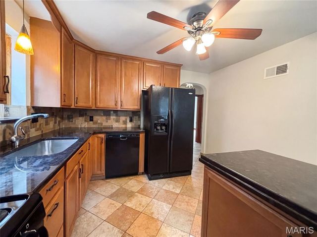 5363 Reber Place, St Louis, MO 63139