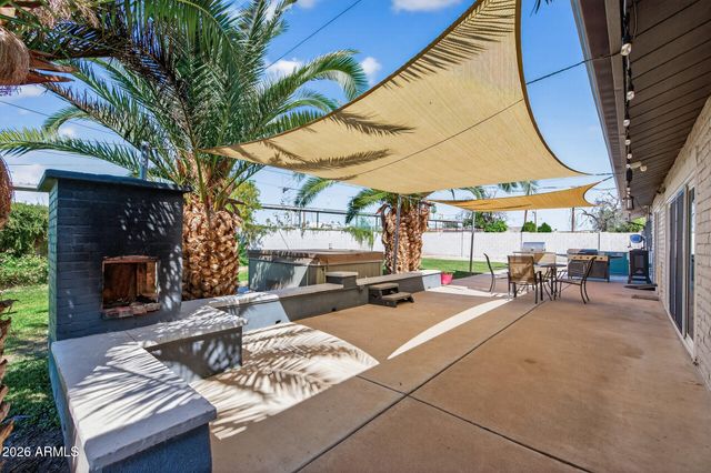 3710 E ARBOR Circle, Mesa, AZ 85206