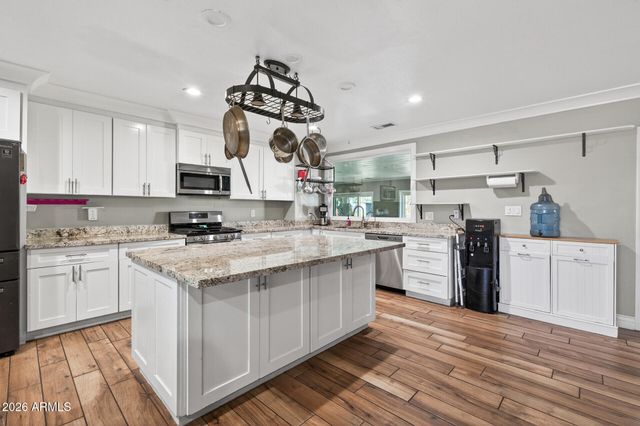 3710 E ARBOR Circle, Mesa, AZ 85206