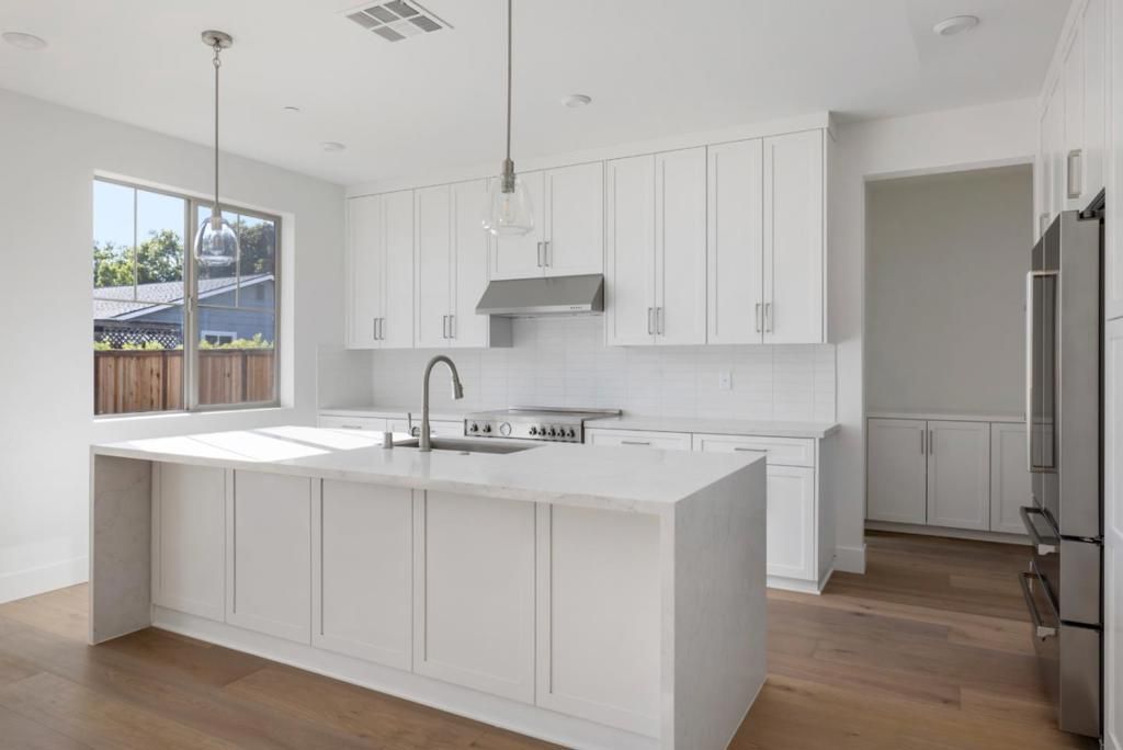 Image 6 of property listing at 7387 Ailes Court, Gilroy, CA 95020