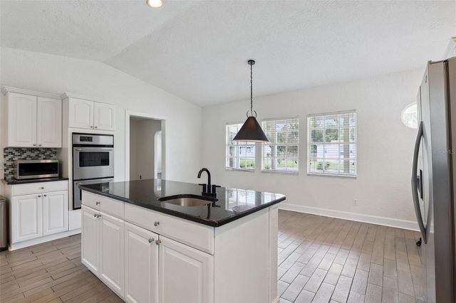 207 S SUMMERLIN AVENUE, Sanford, FL 32771