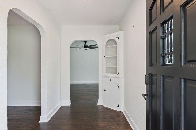 207 S SUMMERLIN AVENUE, Sanford, FL 32771