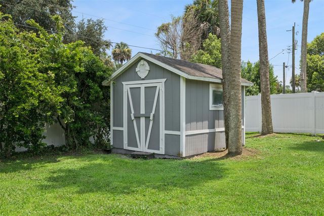 207 S SUMMERLIN AVENUE, Sanford, FL 32771