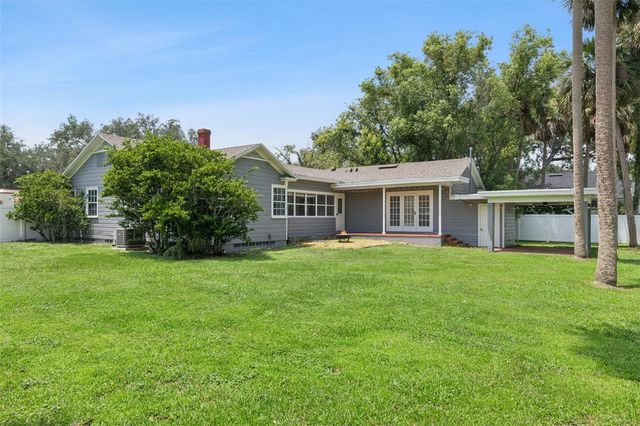 207 S SUMMERLIN AVENUE, Sanford, FL 32771