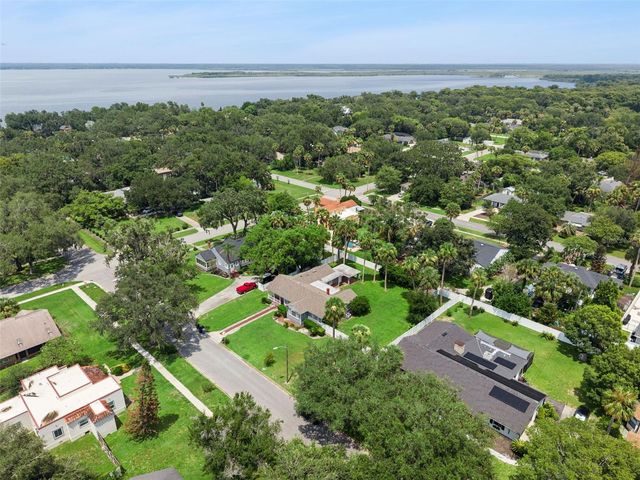 207 S SUMMERLIN AVENUE, Sanford, FL 32771