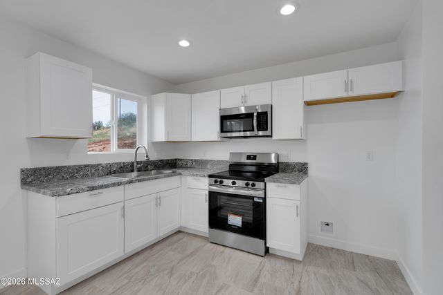 423 Rio Rico Drive, Rio Rico, AZ 85648