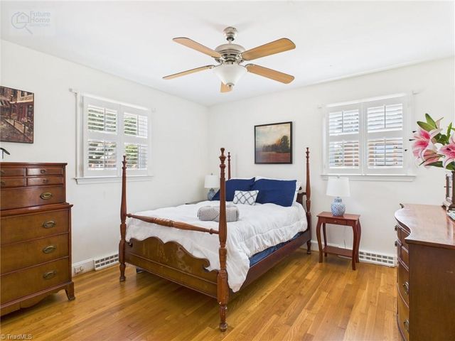 2554 Greenwich Road, Winston-salem, NC 27104