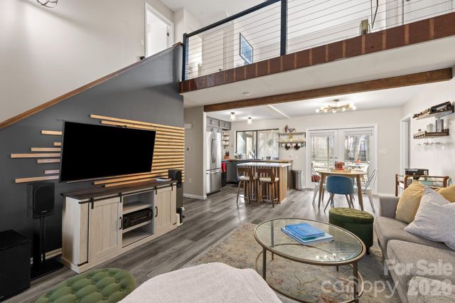 7615 Zermatt Lane, Charlotte, NC 28226