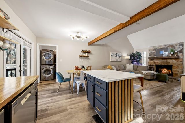 7615 Zermatt Lane, Charlotte, NC 28226