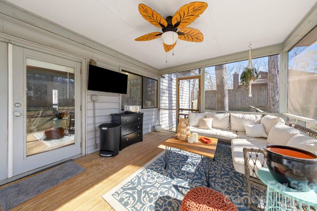 7615 Zermatt Lane, Charlotte, NC 28226